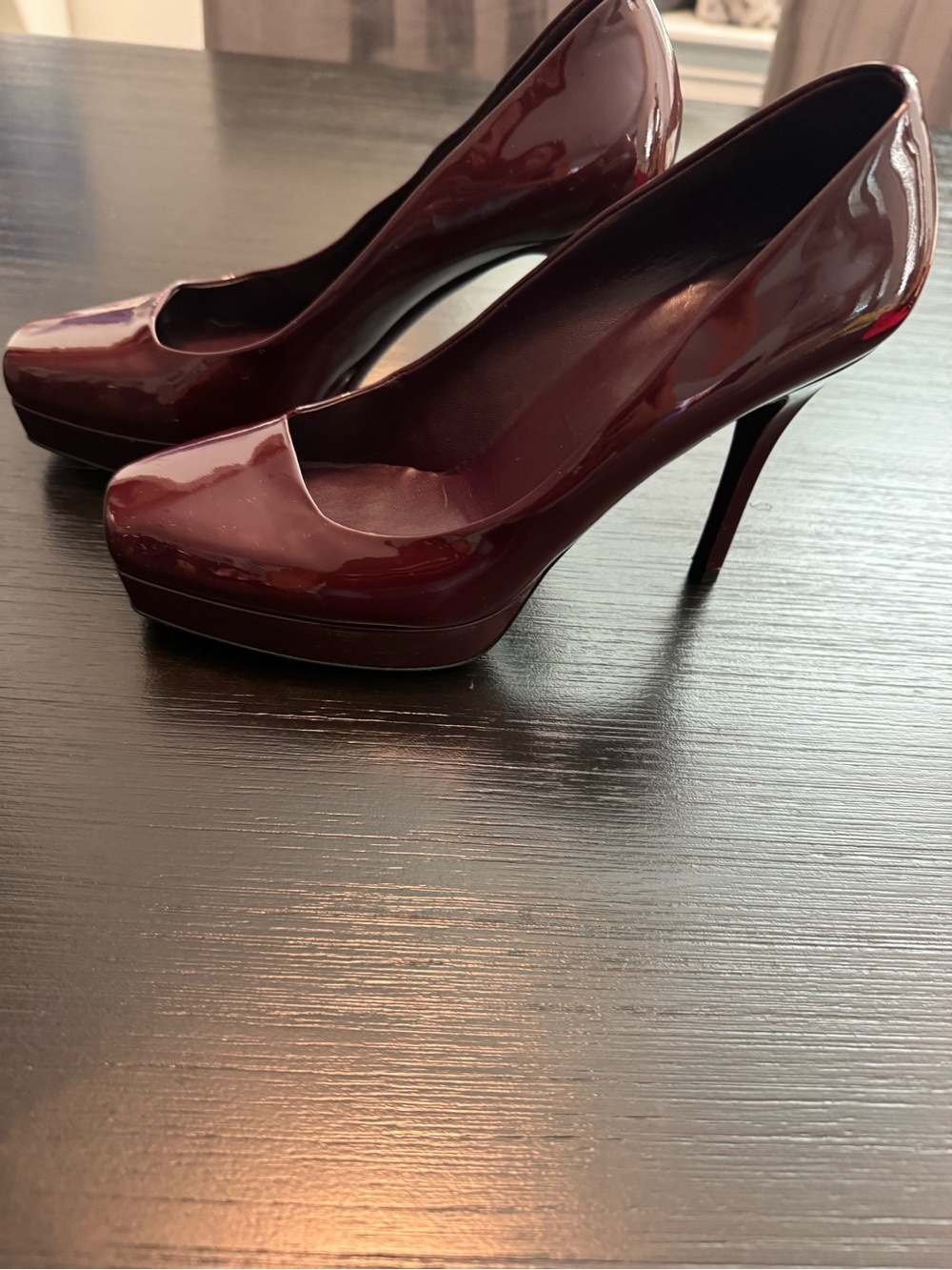 Gucci Tile platform pump Bordeaux